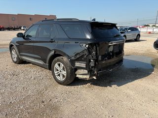 2020 Ford Explorer XLT - Exterior Rear Left Corner Image